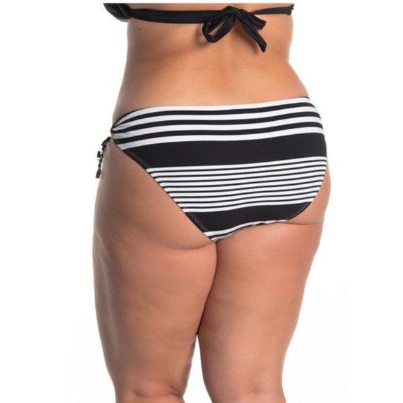 La Blanca Fine Line Hipster Bikini Bottoms - Picture 2 of 7